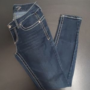 SEVEN7 SKINNY JEANS
